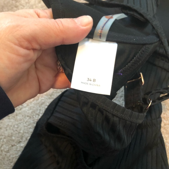 Shade & Shore Black Monokini - Picture 5 of 6